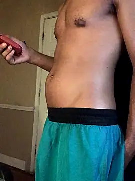 Snapshot of yosparky chatting on November 20, 9:31 am yosparky online show from November 20, 9:31 am