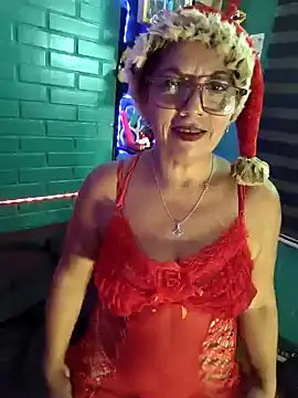 Snapshot of TRISH_MILF chatting on December 25, 1:20 am TRISH MILF online show from December 25, 1:20 am