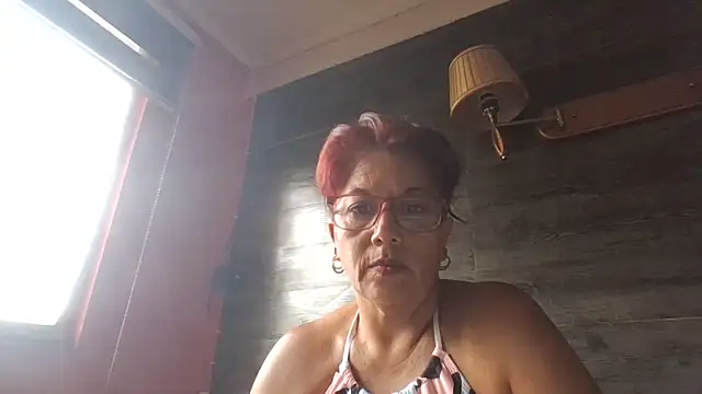 Snapshot of TRISH_MILF chatting on January 11, 8:54 pm TRISH MILF online show from January 11, 8:54 pm