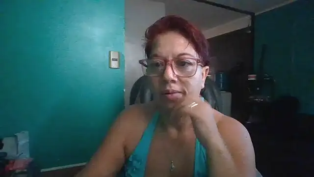 Snapshot of TRISH_MILF chatting on February 9, 1:25 pm TRISH MILF online show from February 9, 1:25 pm
