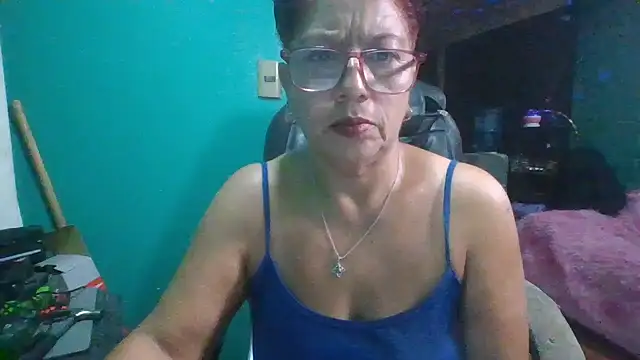 Snapshot of TRISH_MILF chatting on February 13, 9:30 am TRISH MILF online show from February 13, 9:30 am