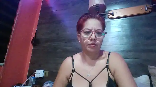 Snapshot of TRISH_MILF chatting on February 22, 9:12 am TRISH MILF online show from February 22, 9:12 am