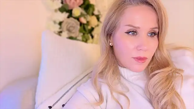 Snapshot of Myassistant chatting on December 18, 8:14 pm Myassistant online show from December 18, 8:14 pm