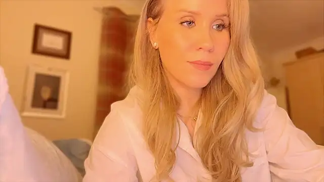 Snapshot of Myassistant chatting on December 25, 9:33 pm Myassistant online show from December 25, 9:33 pm