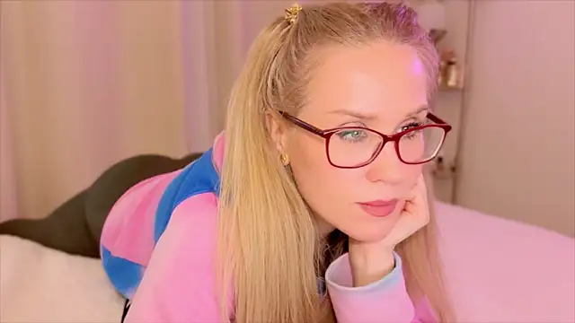 Snapshot of Myassistant chatting on January 6, 10:26 pm Myassistant online show from January 6, 10:26 pm