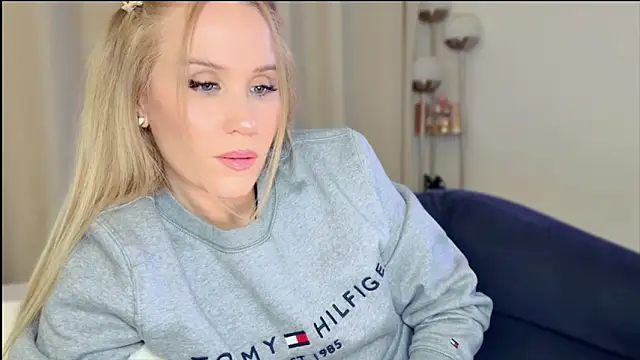 Snapshot of Myassistant chatting on March 1, 6:21 pm Myassistant online show from March 1, 6:21 pm