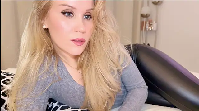 Snapshot of Myassistant chatting on March 8, 9:08 pm Myassistant online show from March 8, 9:08 pm