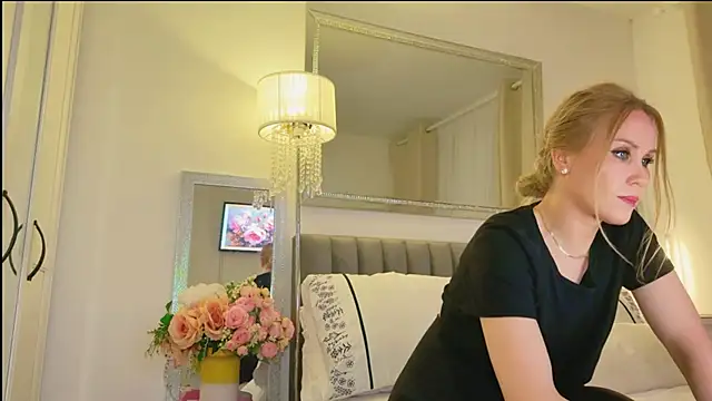 Snapshot of Myassistant chatting on March 22, 1:00 am Myassistant online show from March 22, 1:00 am