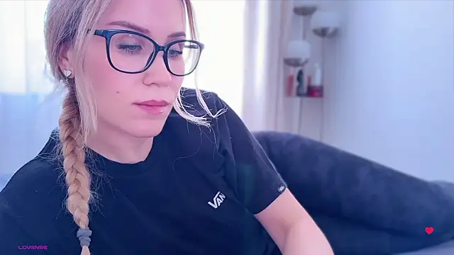 Snapshot of Myassistant chatting on October 9, 3:54 pm Myassistant online show from October 9, 3:54 pm