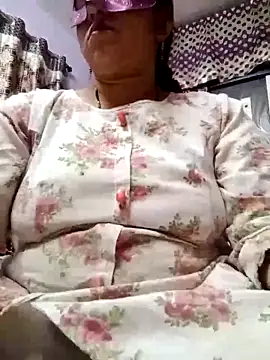 jiyahot1432 online show from February 15, 9:16 am