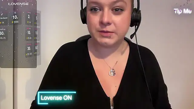 NaughtyWifeUK online show from January 5, 3:13 pm