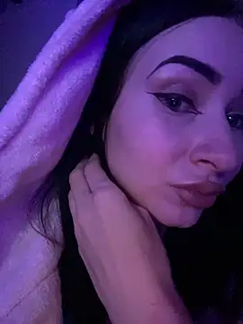 Starry Siren online show from December 9, 6:35 pm