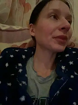 Starry Siren online show from December 13, 4:05 pm