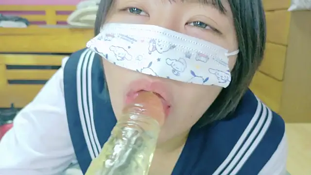 Snapshot of _usya_2525 chatting on March 6, 8:37 pm usya 2525 online show from March 6, 8:37 pm