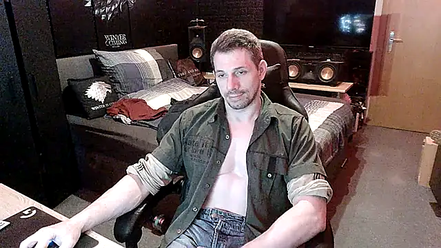 dreamwallker21 online show from April 24, 12:51 pm