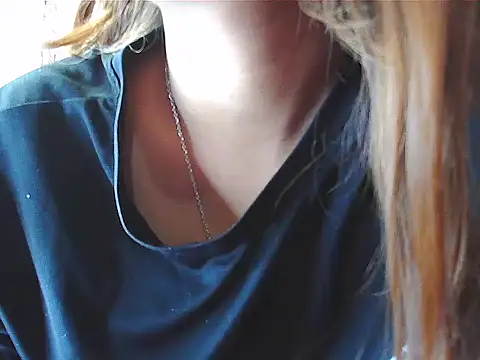 your Shanvi online show from November 5, 7:03 pm