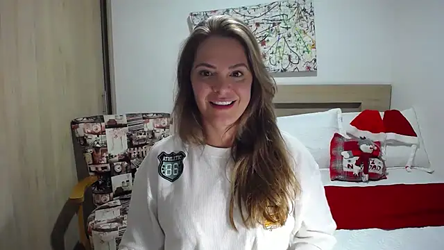 ParisW online show from December 10, 2:27 am