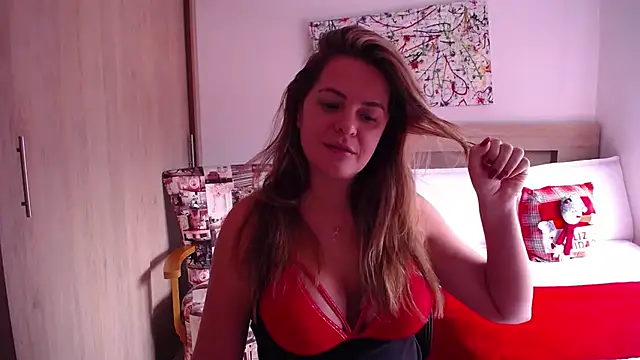 ParisW online show from December 13, 4:49 pm