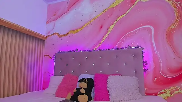 Snapshot of Daisy__rose chatting on February 26, 11:09 am Daisy rose online show from February 26, 11:09 am