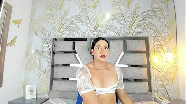 Alison Chan  online show from May 22, 10:15 pm