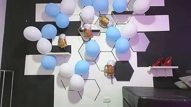 alondrabigtits online show from October 2, 12:12 pm