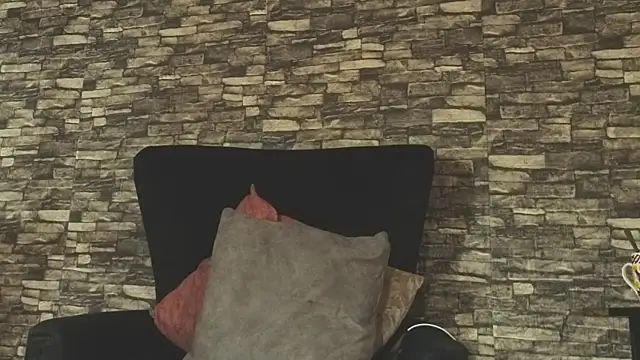 alondrabigtits online show from November 4, 12:04 pm