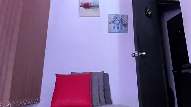 alondrabigtits online show from March 13, 9:05 am