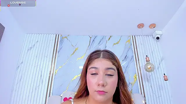 tifanyhills  online show from March 23, 1:48 pm