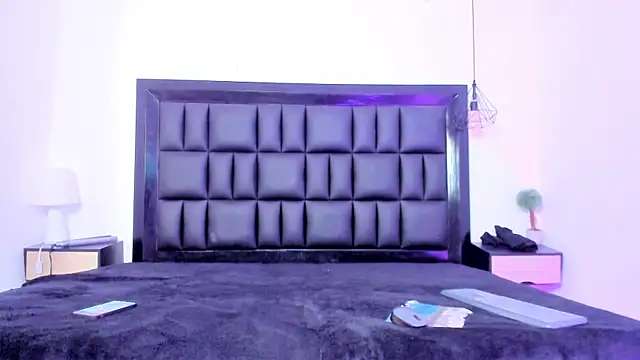 Snapshot of MIA_SOPHIA1 chatting on September 11, 5:07 am MIA SOPHIA1 online show from September 11, 5:07 am