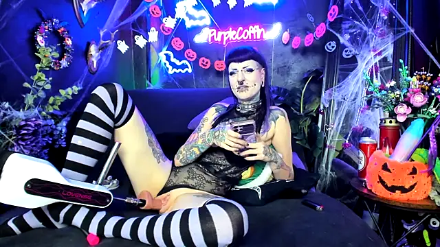 Purple Coffin666 online show from November 19, 10:32 pm