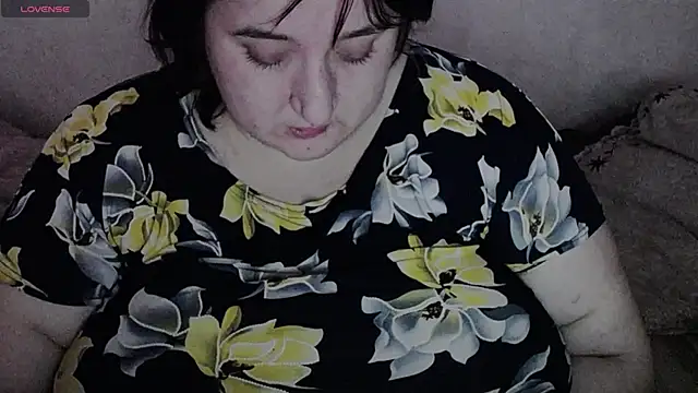 Snapshot of lisa_Black00 chatting on February 22, 9:34 am lisa Black00 online show from February 22, 9:34 am