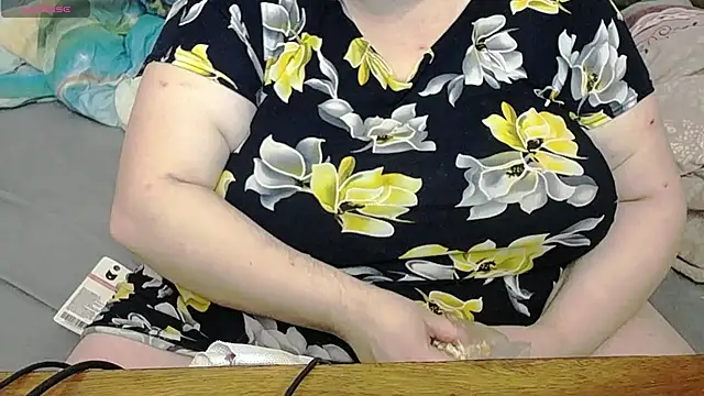 Snapshot of lisa_Black00 chatting on March 9, 1:26 pm lisa Black00 online show from March 9, 1:26 pm