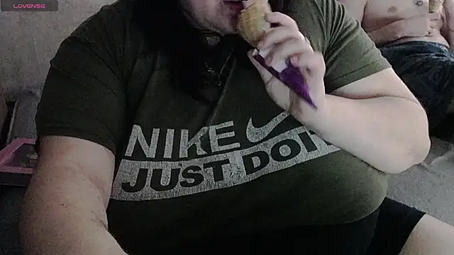 lisa Black00 online show from February 14, 11:40 am