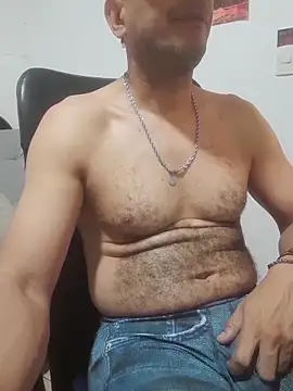 latinmartin73 online show from November 26, 3:46 pm