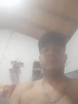 latinmartin73 online show from February 14, 2:25 pm