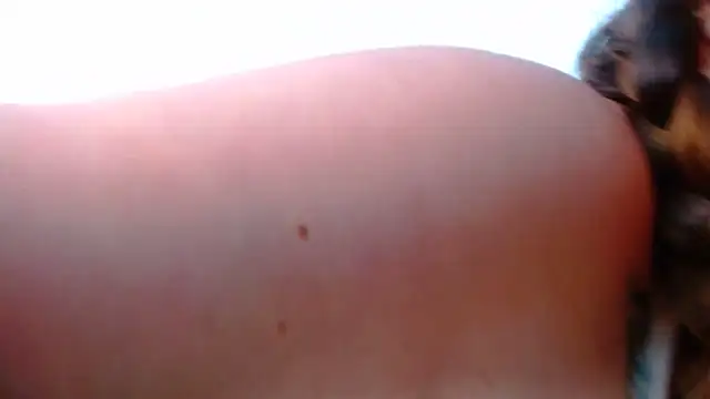 dulcevegga online show from December 20, 1:02 am