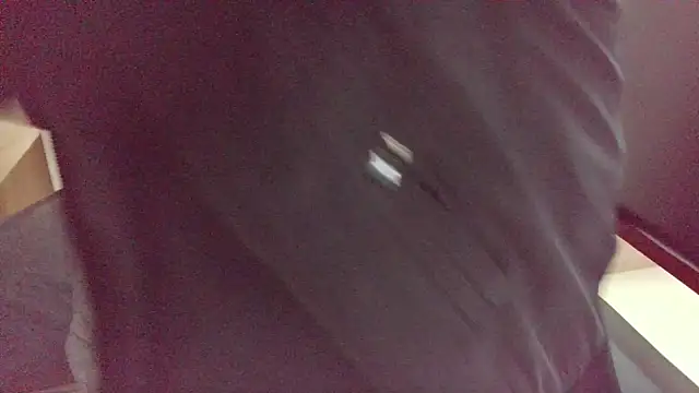 huzi518 online show from October 31, 10:44 pm