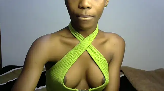 Snapshot of Sugardolly_ chatting on December 6, 10:38 am Sugardolly online show from December 6, 10:38 am