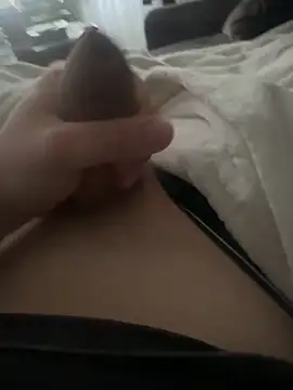 Snapshot of Young-hornyboy chatting on November 16, 10:21 am Young-hornyboy online show from November 16, 10:21 am