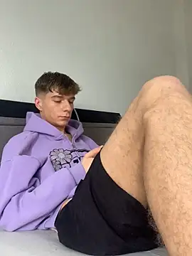 Snapshot of MiguelRausch chatting on January 8, 2:35 pm MiguelRausch online show from January 8, 2:35 pm