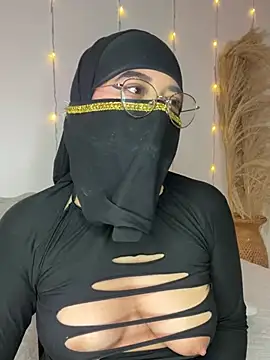 Snapshot of Maisa_issa chatting on February 7, 4:56 pm Maisa issa online show from February 7, 4:56 pm