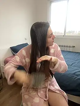 Snapshot of tatianaAlvarez1 chatting on March 1, 10:45 am tatianaAlvarez1 online show from March 1, 10:45 am