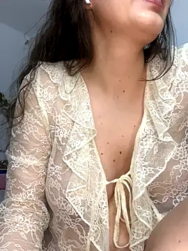 Snapshot of tatianaAlvarez1 chatting on September 14, 9:03 pm tatianaAlvarez1 online show from September 14, 9:03 pm