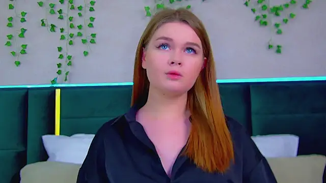 CrystalLyons online show from March 12, 3:07 pm