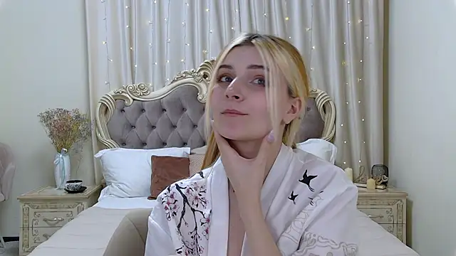 KellyStone online show from January 28, 11:39 pm