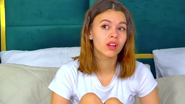 PollyLanders online show from February 5, 12:38 pm