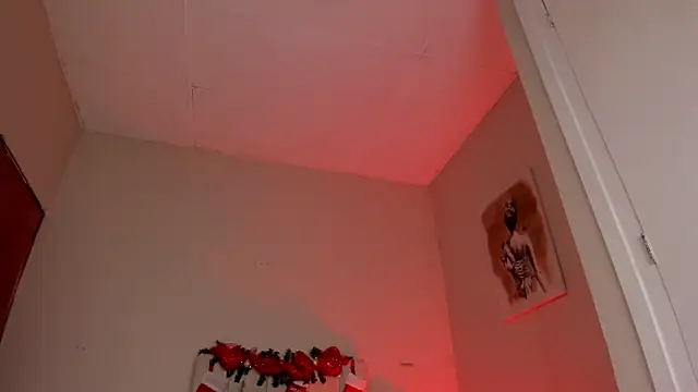 dani skinny  online show from December 27, 6:31 pm