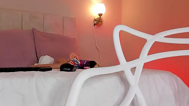 dani skinny  online show from January 15, 2:35 pm