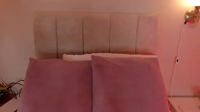 dani skinny  online show from February 28, 6:31 pm