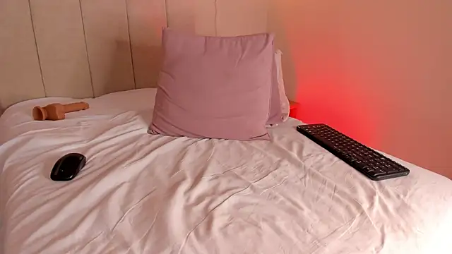 dani skinny  online show from March 21, 3:02 pm